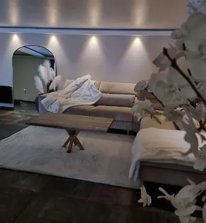 La Appartement *